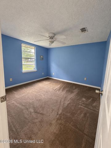 2201 30th Street, Gulfport, MS 39501
