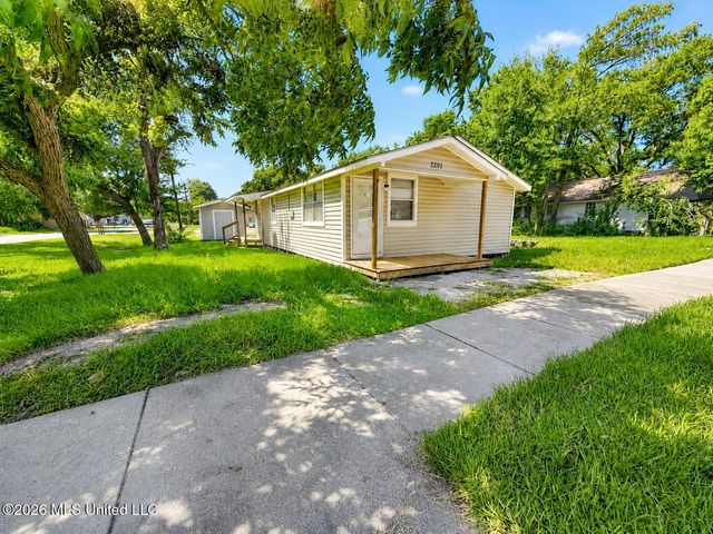 2201 30th Street, Gulfport, MS 39501