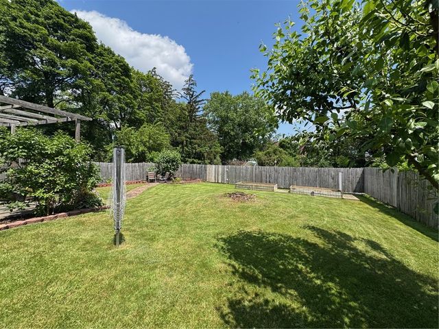 41 N Main Street, Geneva City, NY 14456