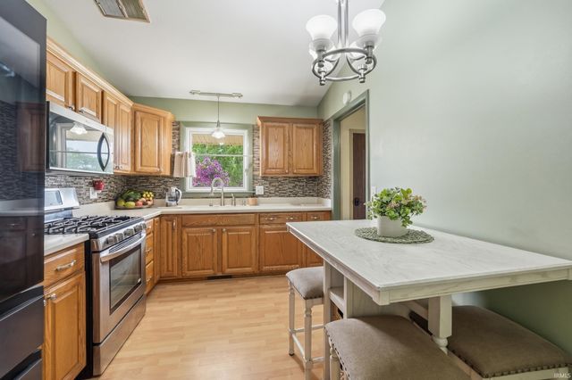 314 Southfair Court, Fort Wayne, IN 46807