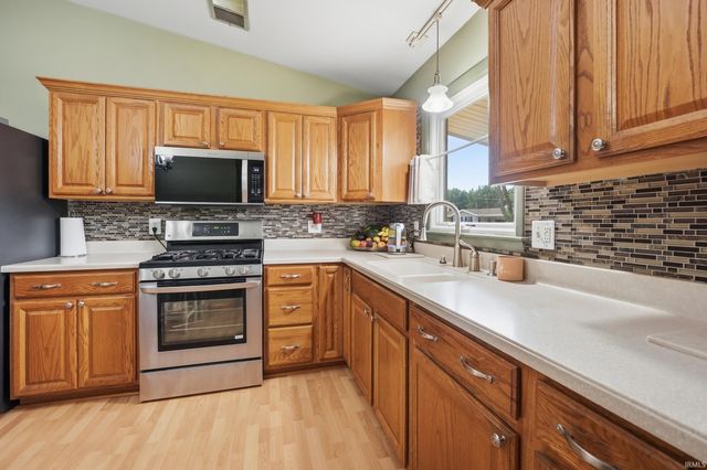 314 Southfair Court, Fort Wayne, IN 46807