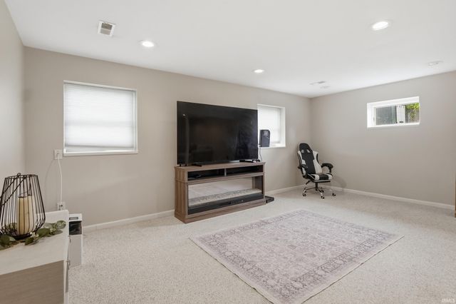 314 Southfair Court, Fort Wayne, IN 46807