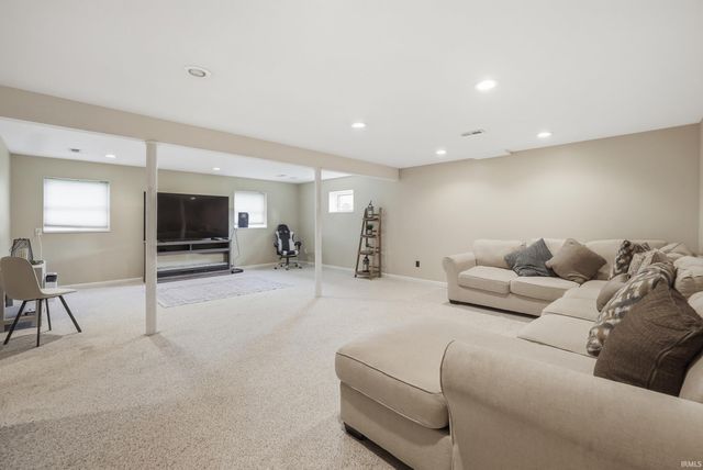 314 Southfair Court, Fort Wayne, IN 46807