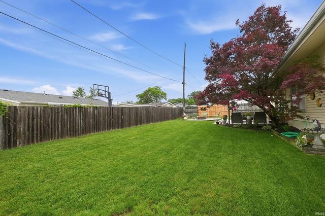 314 Southfair Court, Fort Wayne, IN 46807