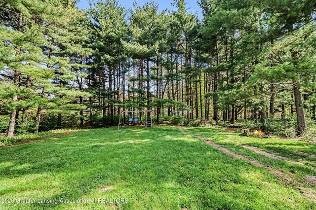 974 W Dansville Road, Mason, MI 48854