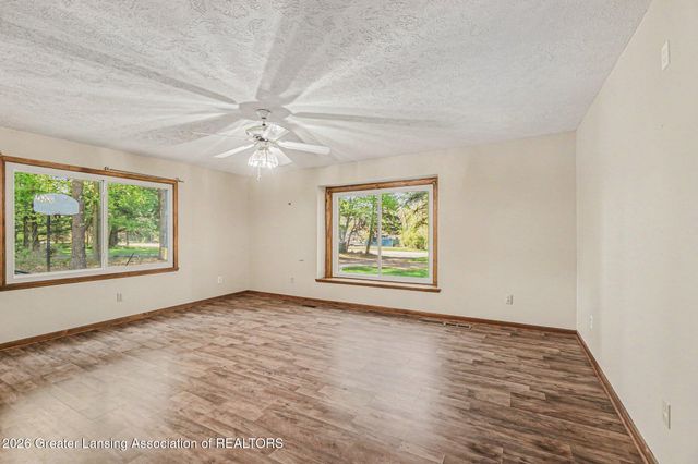 974 W Dansville Road, Mason, MI 48854
