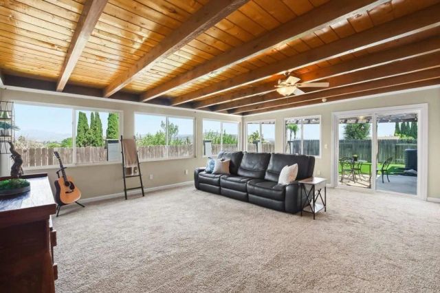 10029 Via Leslie, Santee, CA 92071