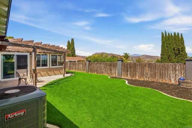 10029 Via Leslie, Santee, CA 92071