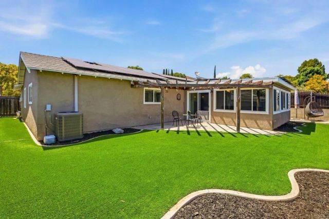 10029 Via Leslie, Santee, CA 92071