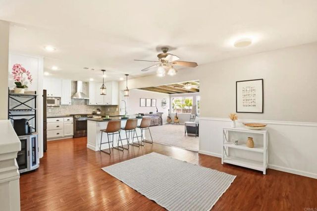 10029 Via Leslie, Santee, CA 92071