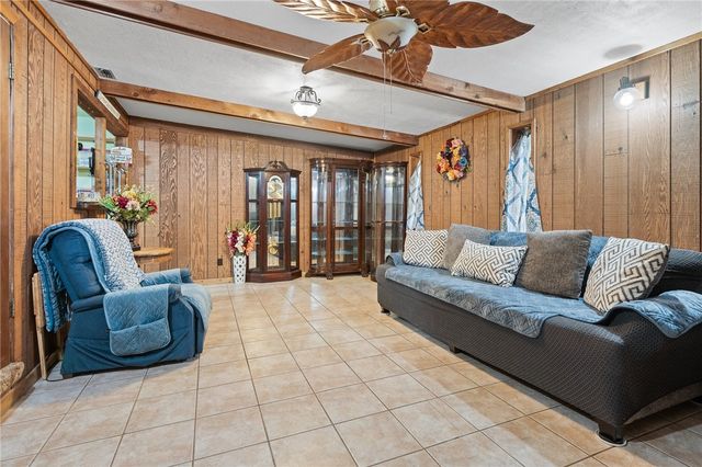 3878 N RIVERVIEW Dr, Robstown, TX 78380