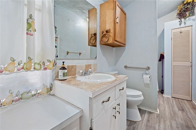 3878 N RIVERVIEW Dr, Robstown, TX 78380