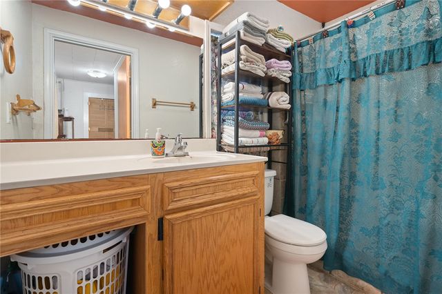 3878 N RIVERVIEW Dr, Robstown, TX 78380
