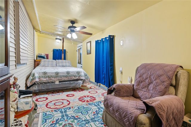 3878 N RIVERVIEW Dr, Robstown, TX 78380