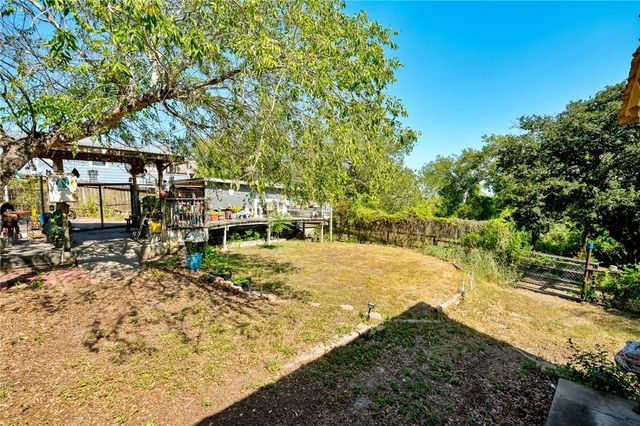 3878 N RIVERVIEW Dr, Robstown, TX 78380