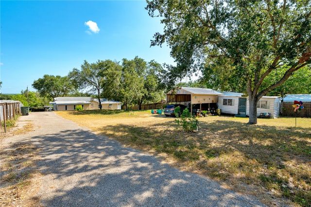 3878 N RIVERVIEW Dr, Robstown, TX 78380