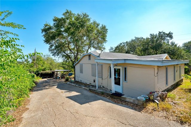 3878 N RIVERVIEW Dr, Robstown, TX 78380