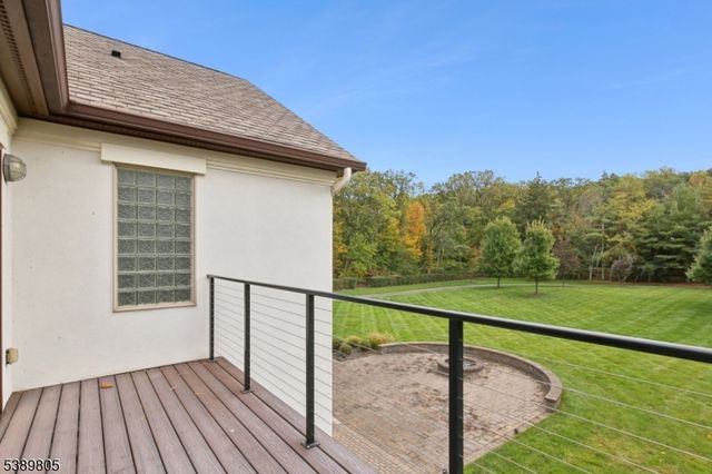 882 S Orange Ave, Millburn Twp., NJ 07078