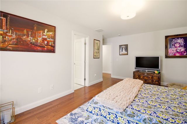 26 Kensington Way, Johnston, RI 02919