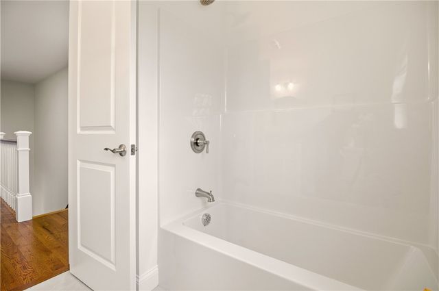 26 Kensington Way, Johnston, RI 02919