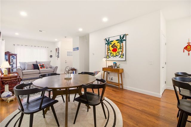 26 Kensington Way, Johnston, RI 02919