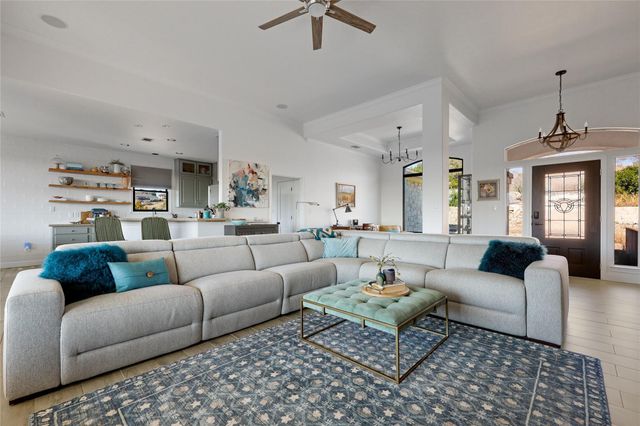 20301 Bell LN, Lago Vista, TX 78645