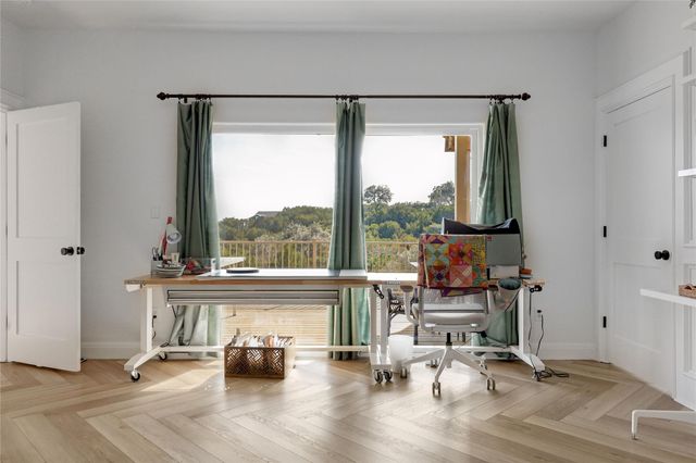 20301 Bell LN, Lago Vista, TX 78645