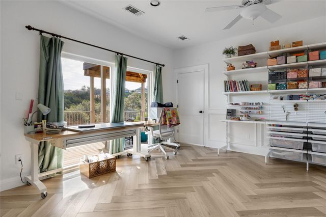 20301 Bell LN, Lago Vista, TX 78645