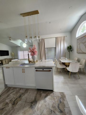 19640 NW 87th Place 19640, Hialeah, FL 33018