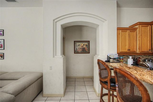 2114 SE 25TH LOOP, Ocala, FL 34471