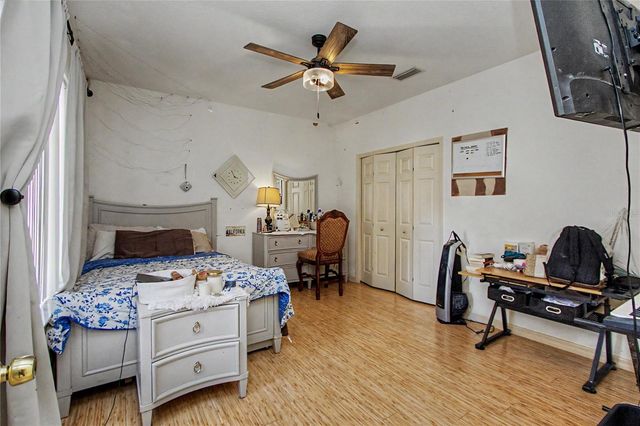 2114 SE 25TH LOOP, Ocala, FL 34471