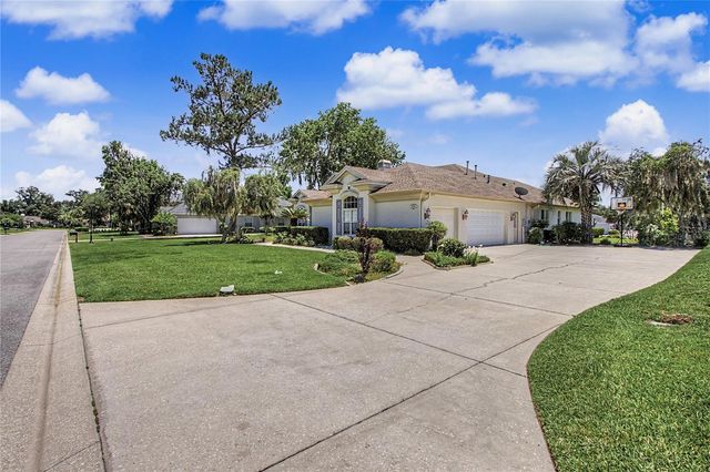 2114 SE 25TH LOOP, Ocala, FL 34471