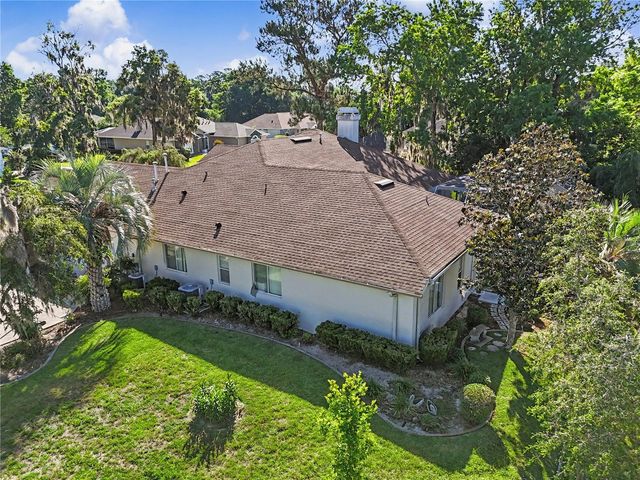 2114 SE 25TH LOOP, Ocala, FL 34471