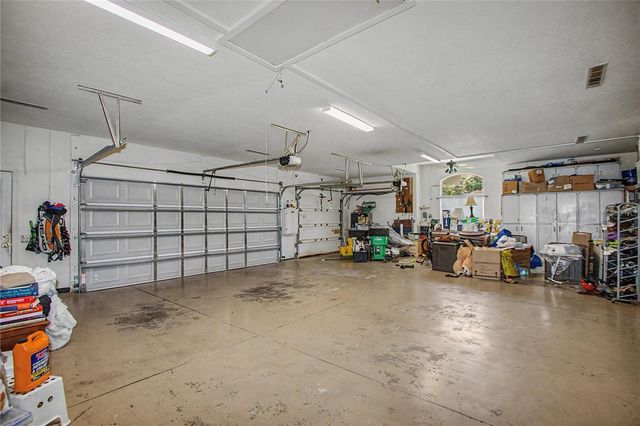 2114 SE 25TH LOOP, Ocala, FL 34471