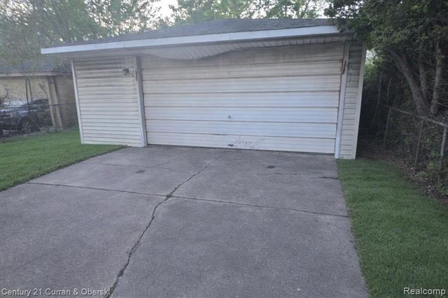 4030 W Davison, Detroit, MI 48238