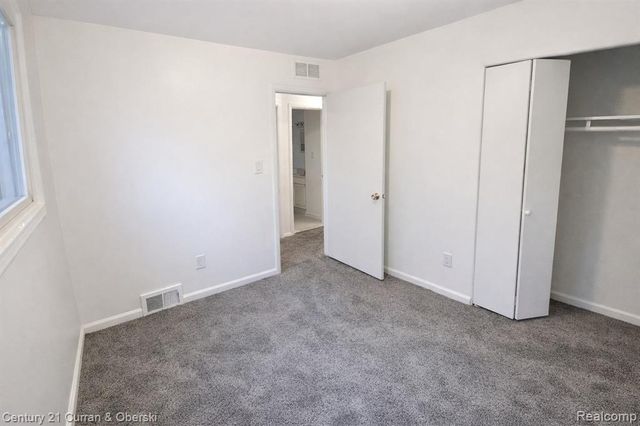 4030 W Davison, Detroit, MI 48238