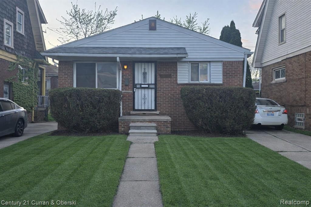 4030 W Davison, Detroit, MI 48238