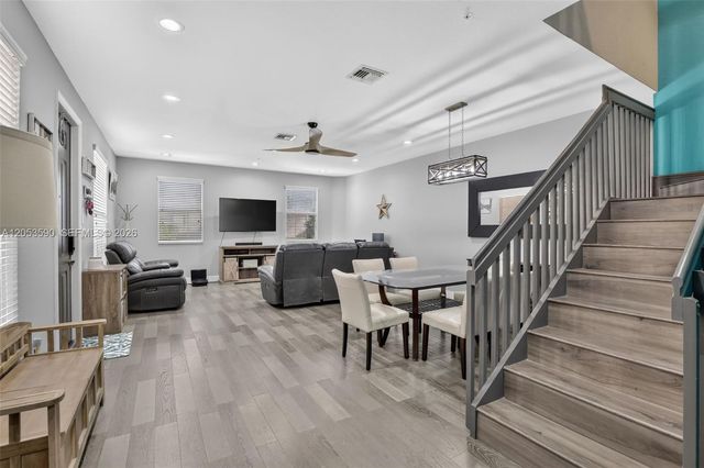 14633 SW 13th Street, Pembroke Pines, FL 33027