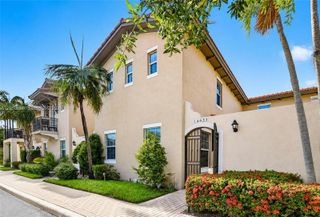 14633 SW 13th Street, Pembroke Pines, FL 33027