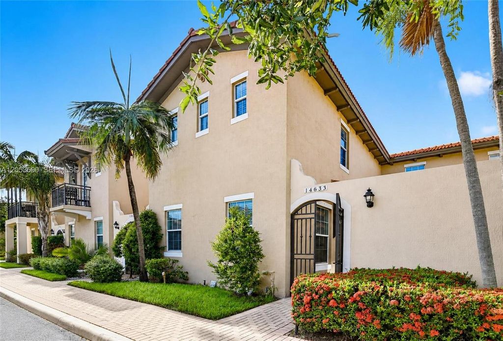 14633 SW 13th Street, Pembroke Pines, FL 33027