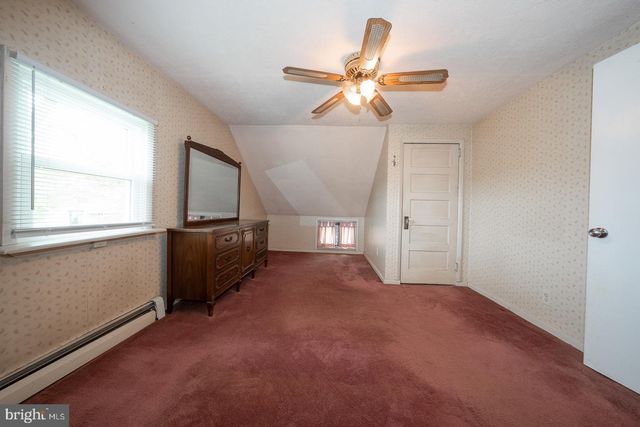 2815 ARMSTRONG AVE, Holmes, PA 19043