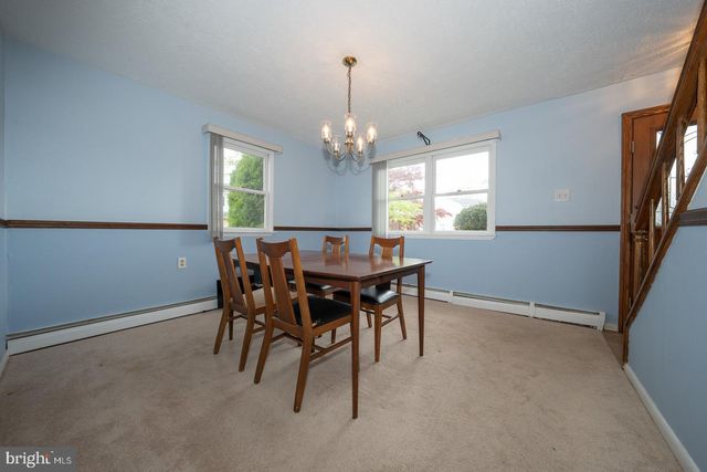 2815 ARMSTRONG AVE, Holmes, PA 19043