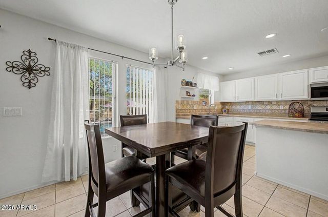 1821 E PATRICK Lane, Phoenix, AZ 85024