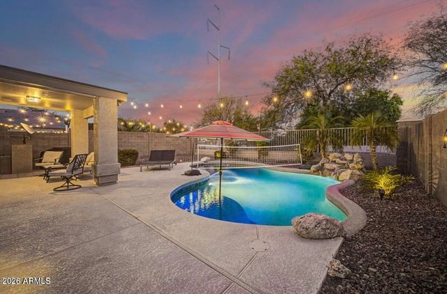 1821 E PATRICK Lane, Phoenix, AZ 85024