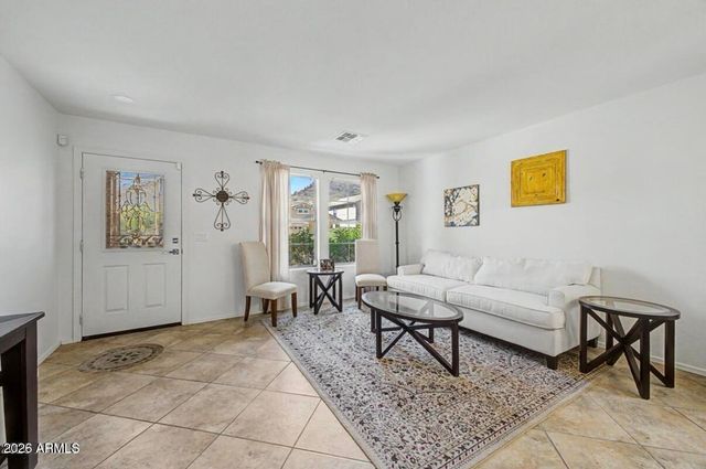 1821 E PATRICK Lane, Phoenix, AZ 85024