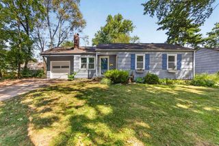 5306 W 71st Street, Prairie Village, KS 66208