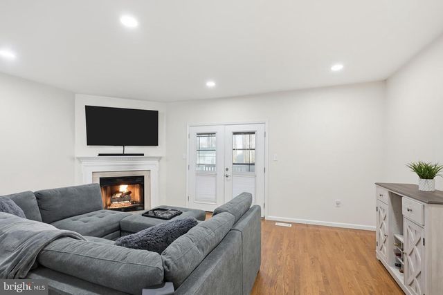 4 VARITON DR, Wilmington, DE 19810