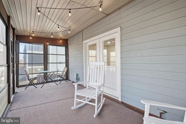 4 VARITON DR, Wilmington, DE 19810