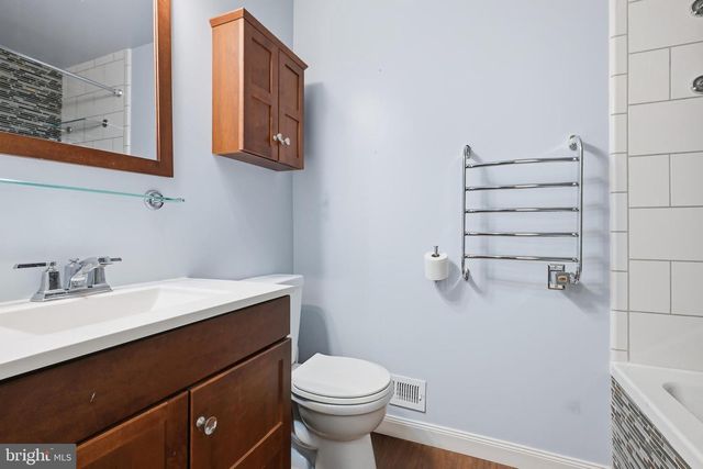 4 VARITON DR, Wilmington, DE 19810