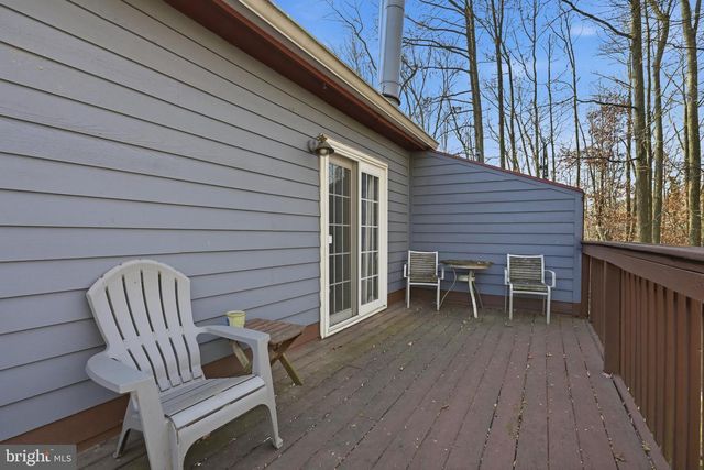 4 VARITON DR, Wilmington, DE 19810